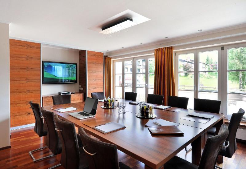 ホテル Alpenkonig