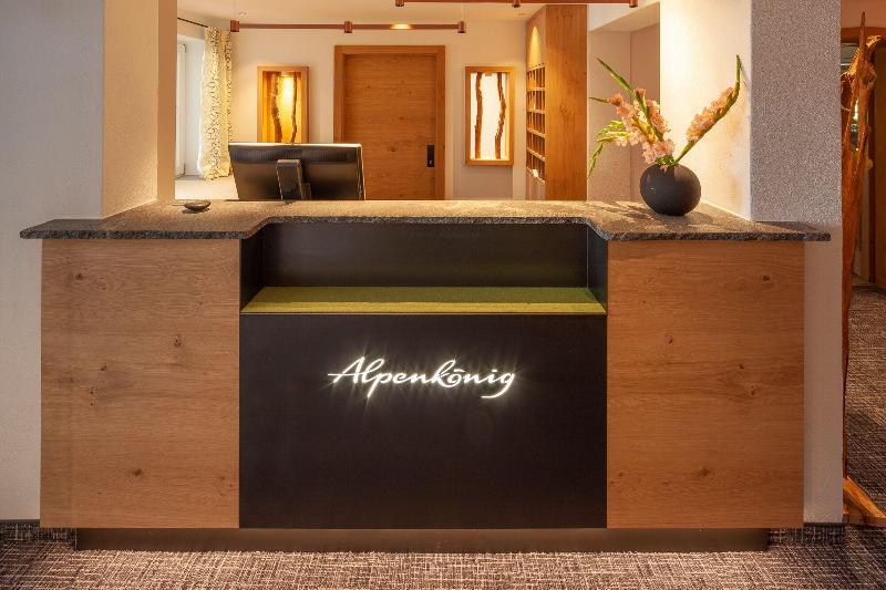 ホテル Alpenkonig