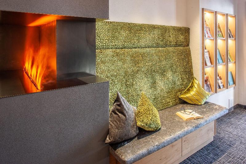 ホテル Alpenkonig