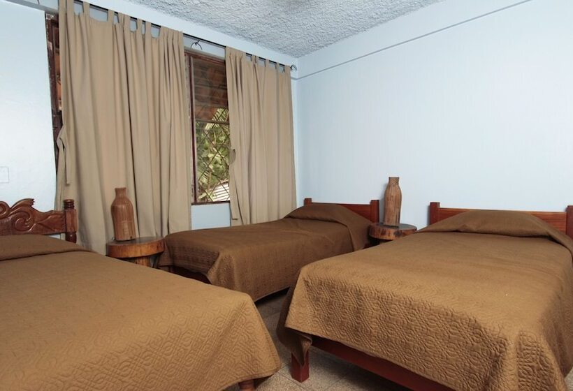 فندق Boruca Tamarindo