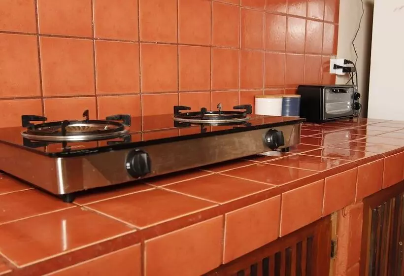 هتل Boruca Tamarindo