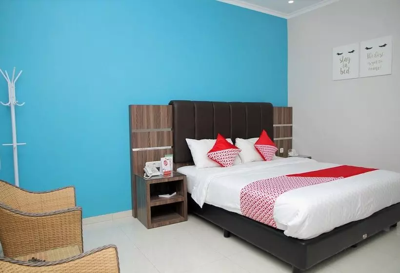 Hotelli Galaxy Guesthouse By Oyo Rooms