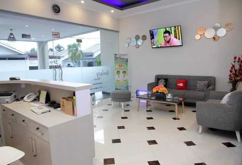 Hotelli Galaxy Guesthouse By Oyo Rooms