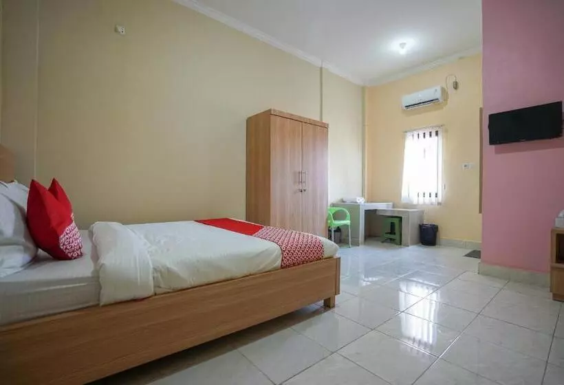 هتل Pesona Asri Homestay By Oy Rooms