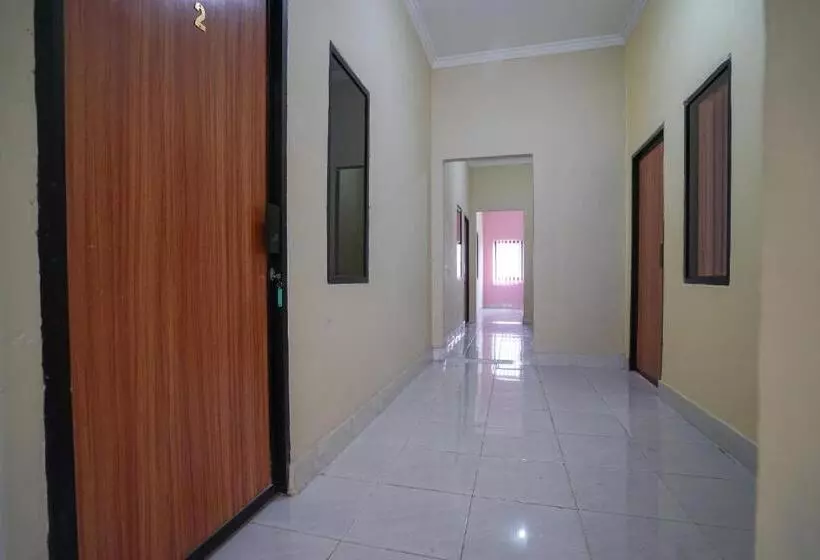 هتل Pesona Asri Homestay By Oy Rooms