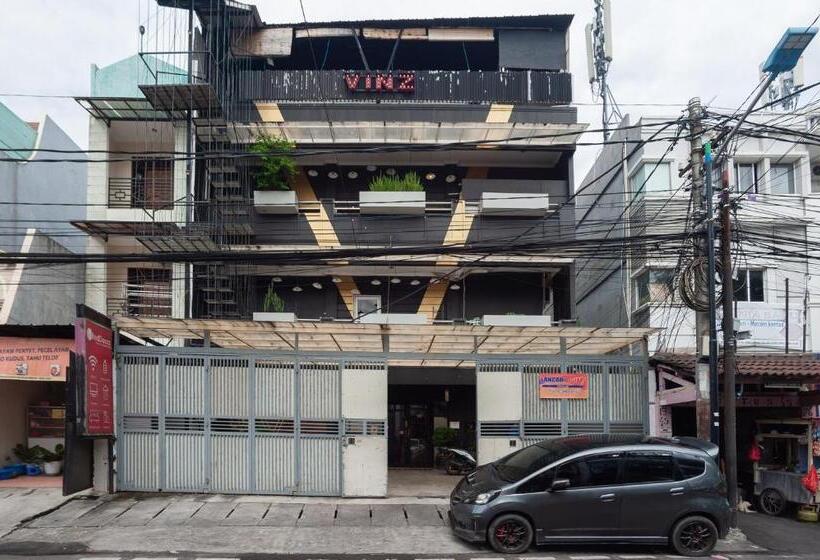 فندق Reddoorz Plus @ Kemayoran