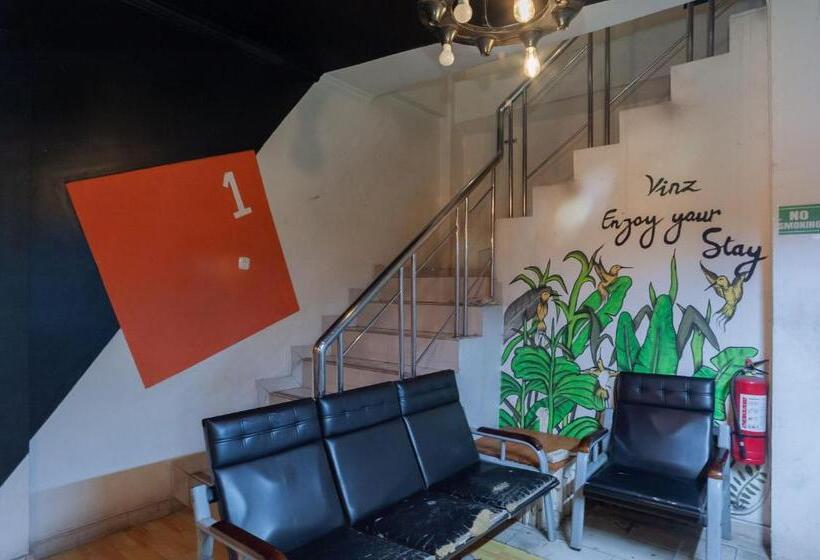 فندق Reddoorz Plus @ Kemayoran