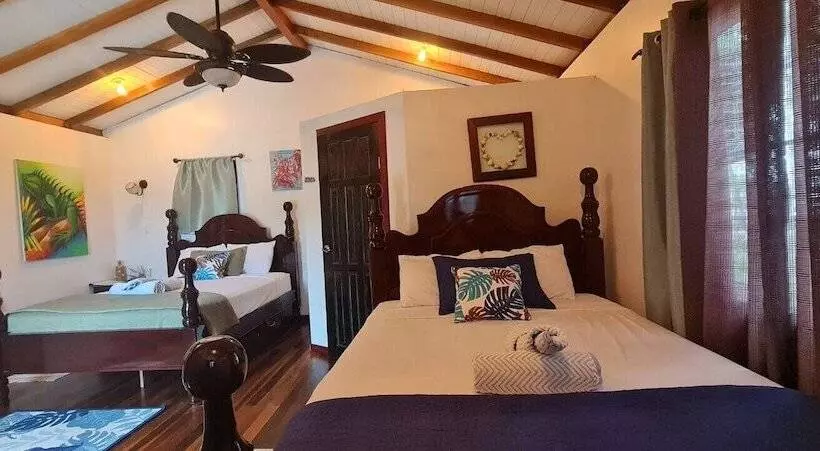 Hotelli Seaside Chateau Resort