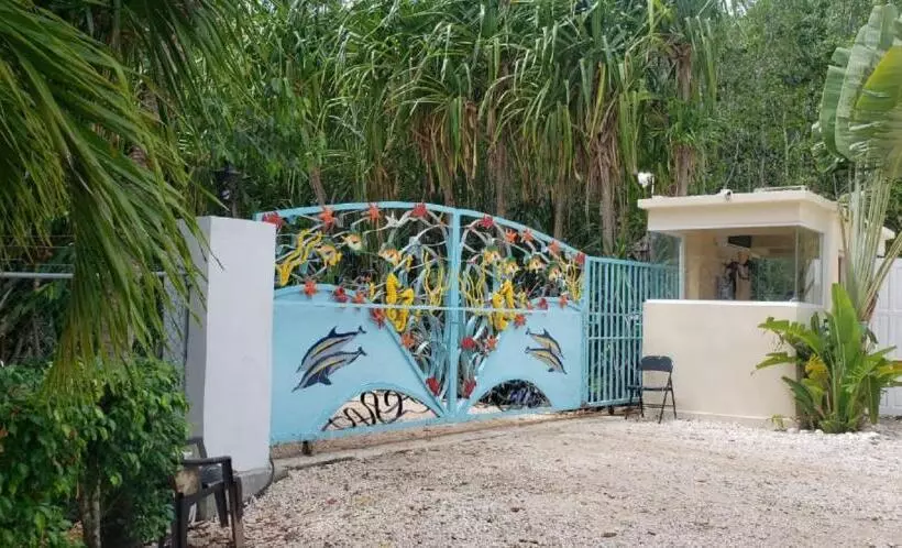 Hotelli Seaside Chateau Resort