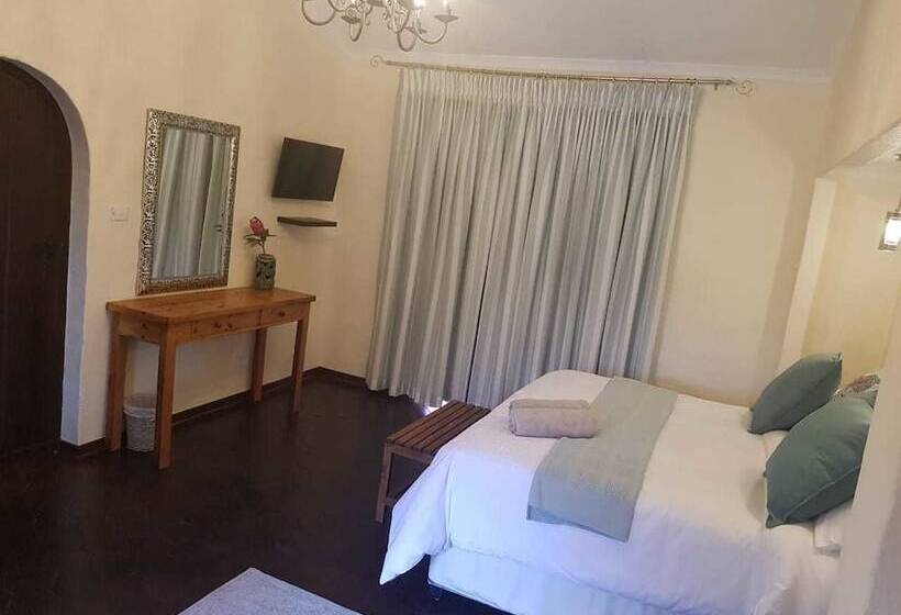 پانسیون Airport Tower Lodge