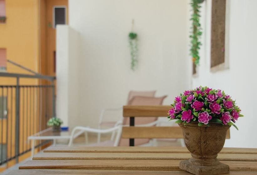 پانسیون Baris Central Station