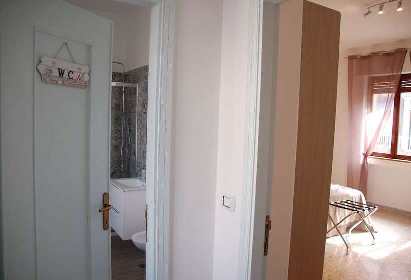 پانسیون Baris Central Station