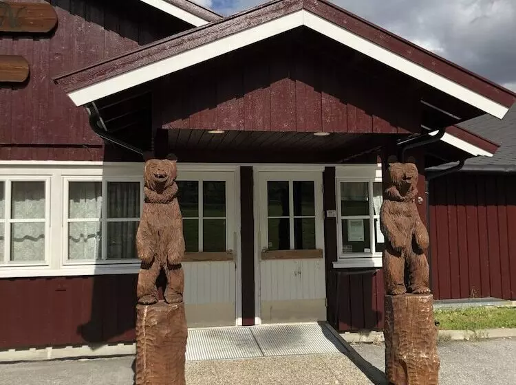 ペンション Dovreskogen Gjestegård As