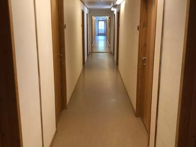 ペンション Dovreskogen Gjestegård As