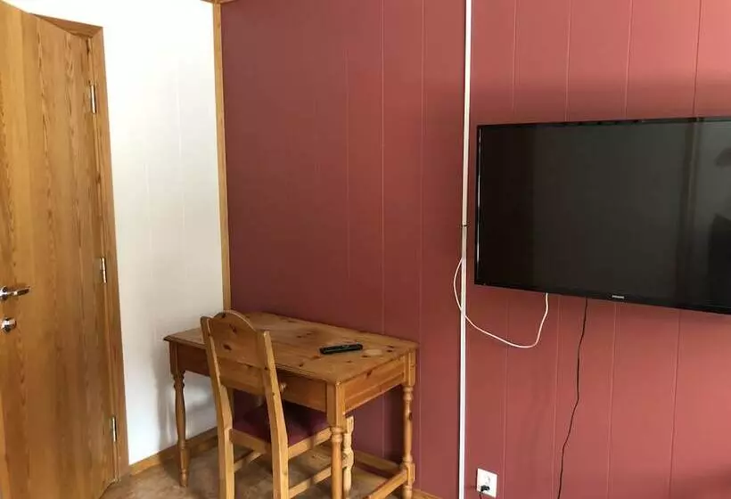 ペンション Dovreskogen Gjestegård As