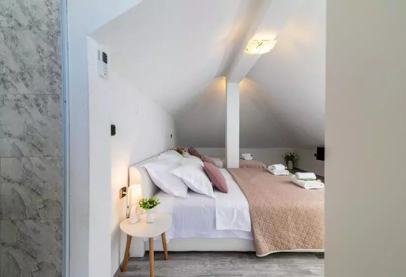 پانسیون Aldino Rooms