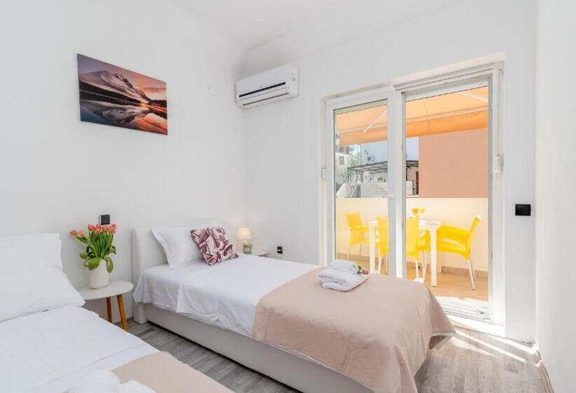 Pensão Aldino Rooms