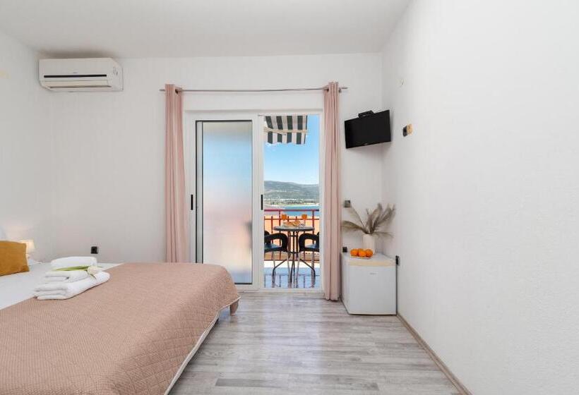 Pensão Aldino Rooms