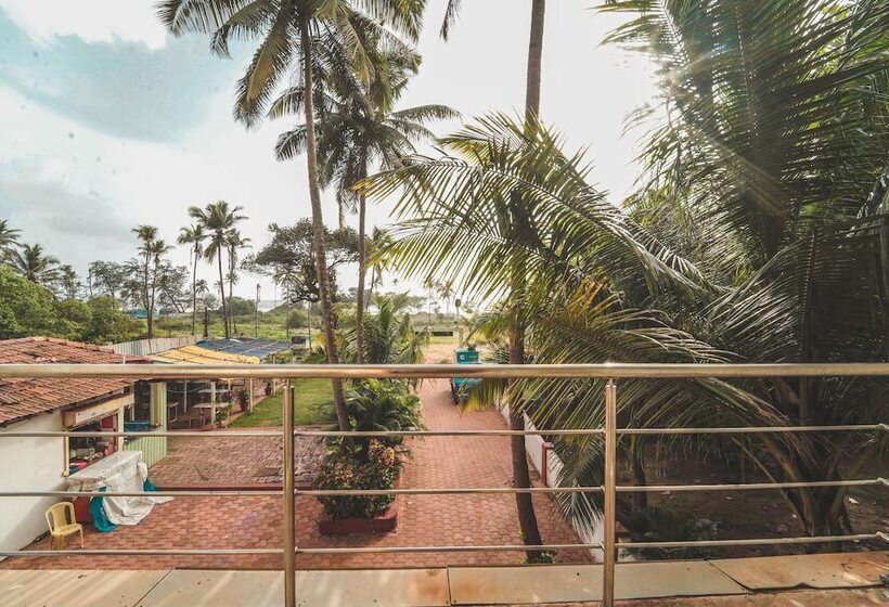 Piggy Hostel Arambol