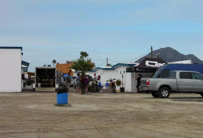 Seaside Hotel & Victor S Rv Park