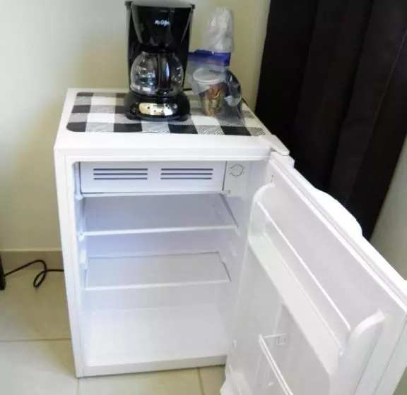 Seaside Hotel & Victor S Rv Park