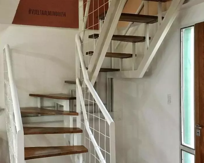 Vuelta Al Mundo B&b