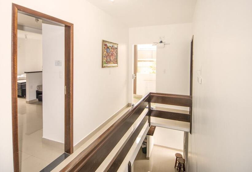 مسافرخانه Pousada Casa De Praia