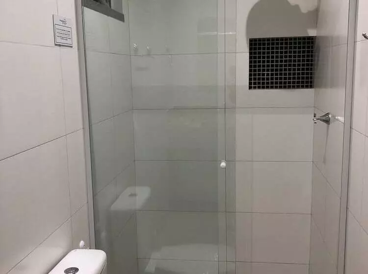 簡易ホテル Pousada Casa De Praia