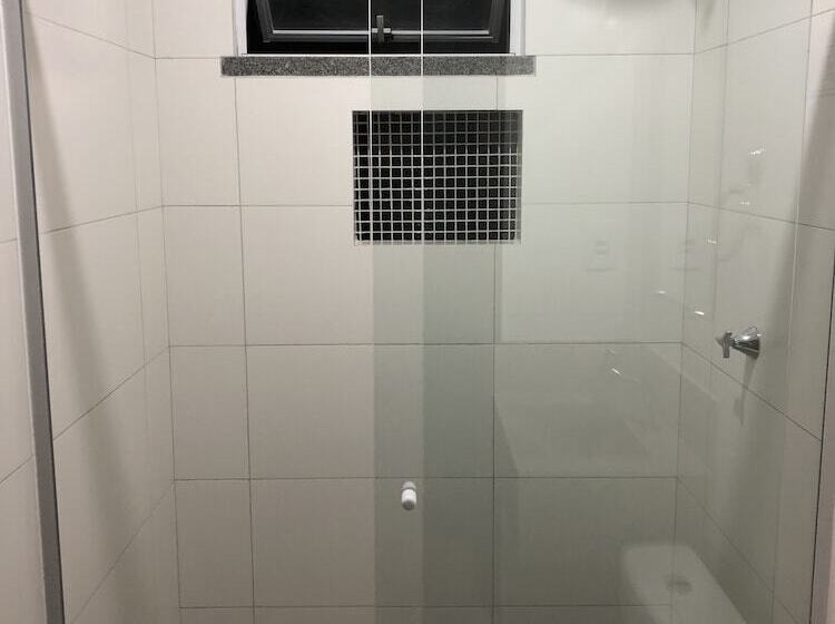 مسافرخانه Pousada Casa De Praia