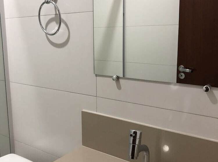 مسافرخانه Pousada Casa De Praia