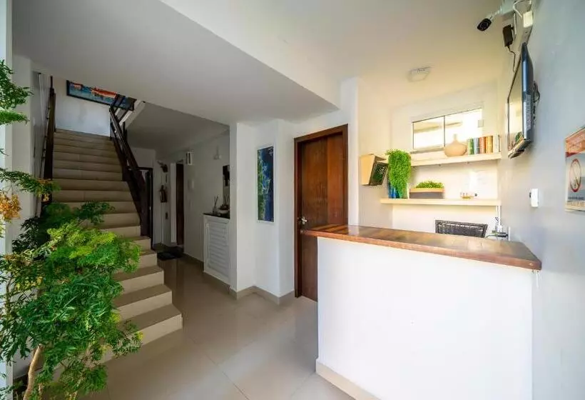 簡易ホテル Pousada Casa De Praia