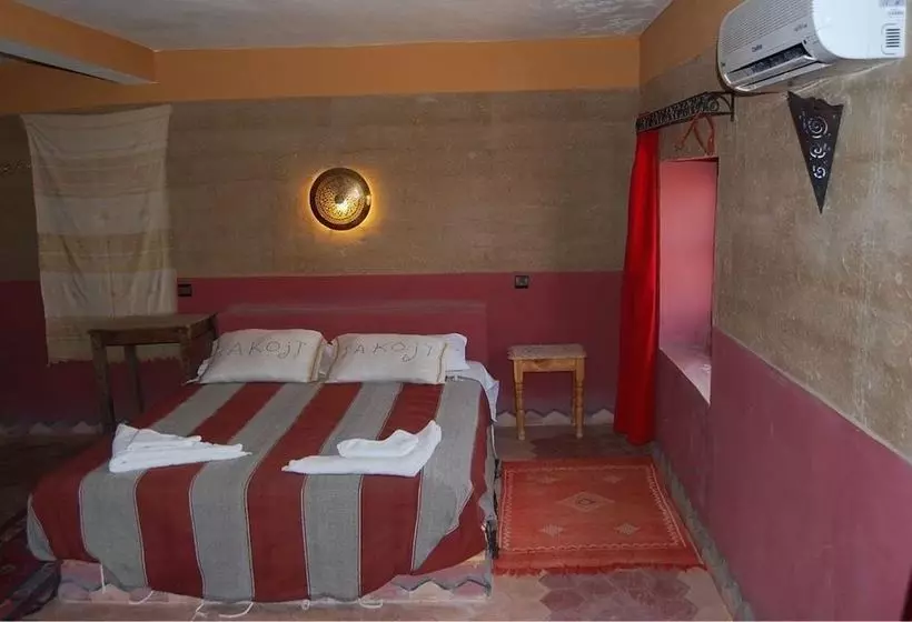 هتل Auberge Takojt