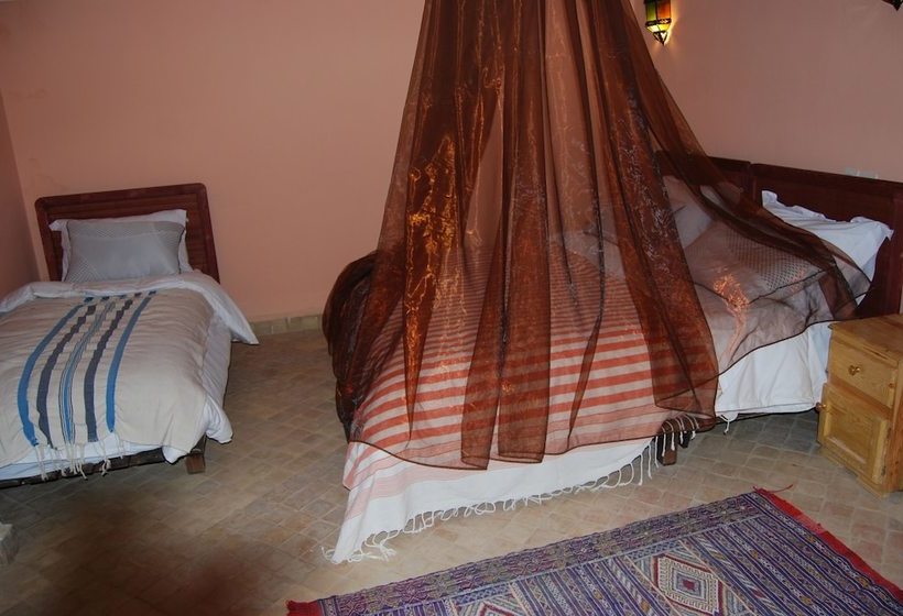 호텔 Auberge Takojt