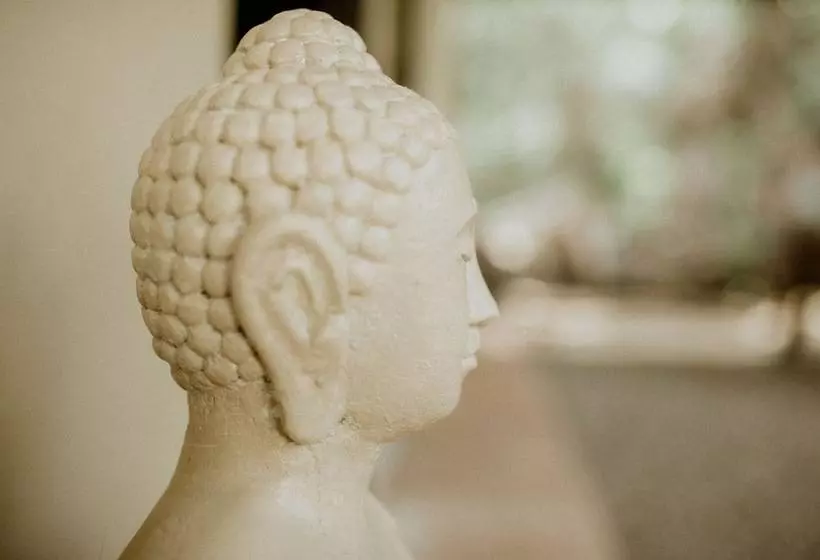 Hotelli Castillo Tambor Resort & Restaurant