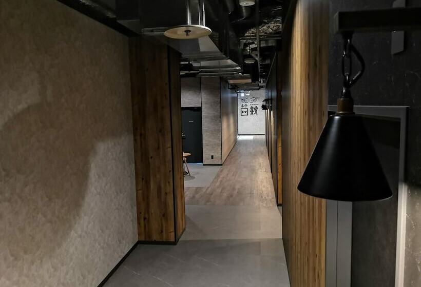 בית מלון כפרי Eight Point Inn Kanazawa