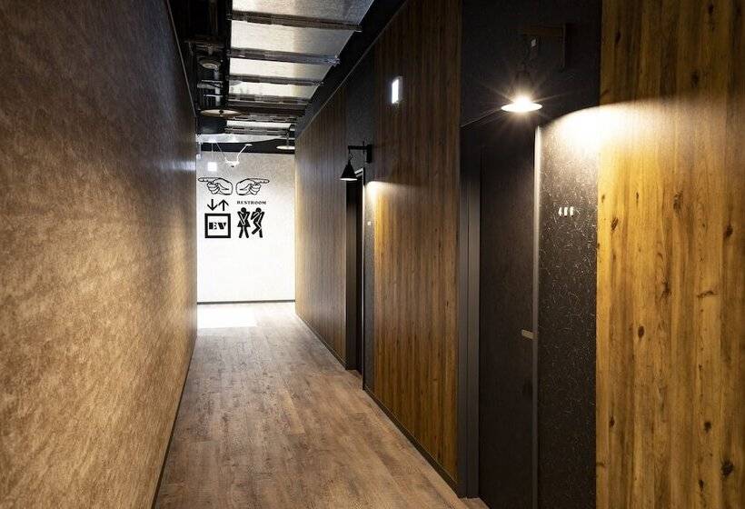 בית מלון כפרי Eight Point Inn Kanazawa