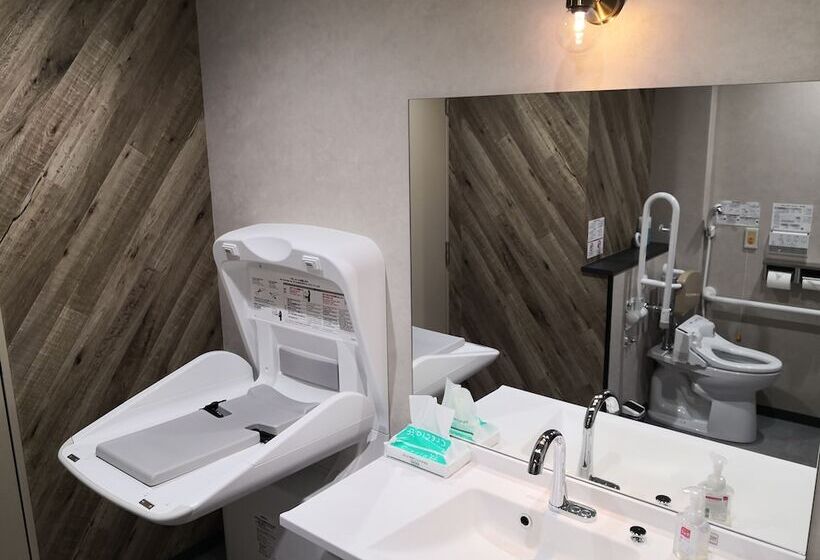 בית מלון כפרי Eight Point Inn Kanazawa