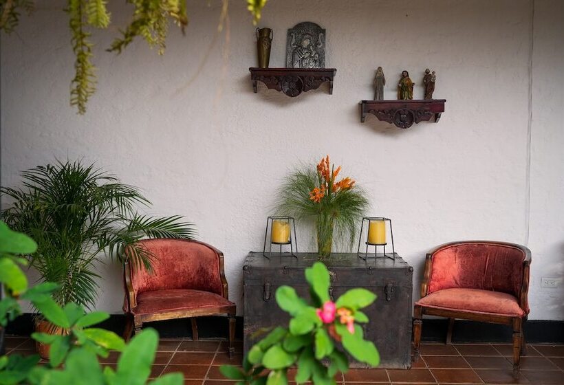 هتل Hacienda Supracafe