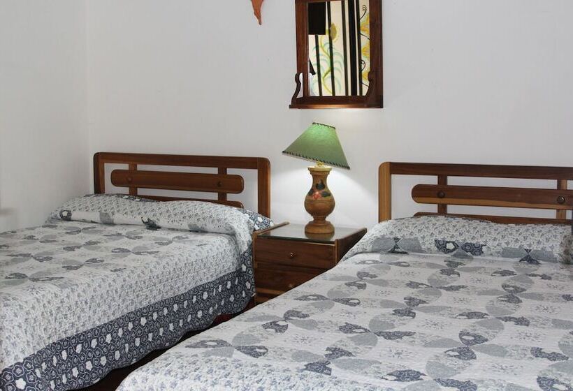 Отель Hospedaje El Mirador