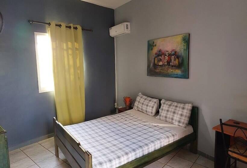 پانسیون Villa Malaka