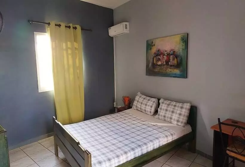 پانسیون Villa Malaka