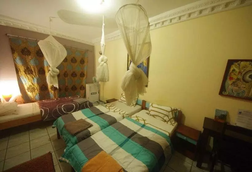 پانسیون Villa Malaka