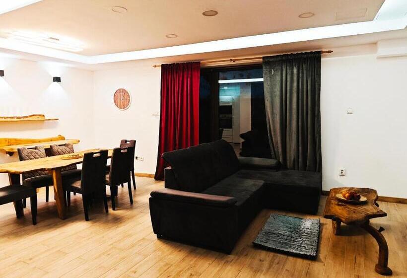 ペンション Chalety Bystrá