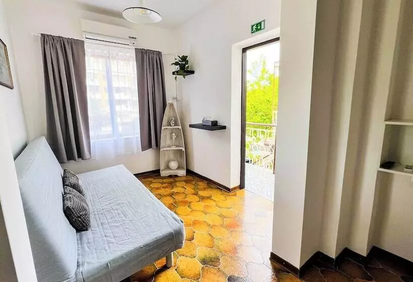 Pension Rooms Koblar