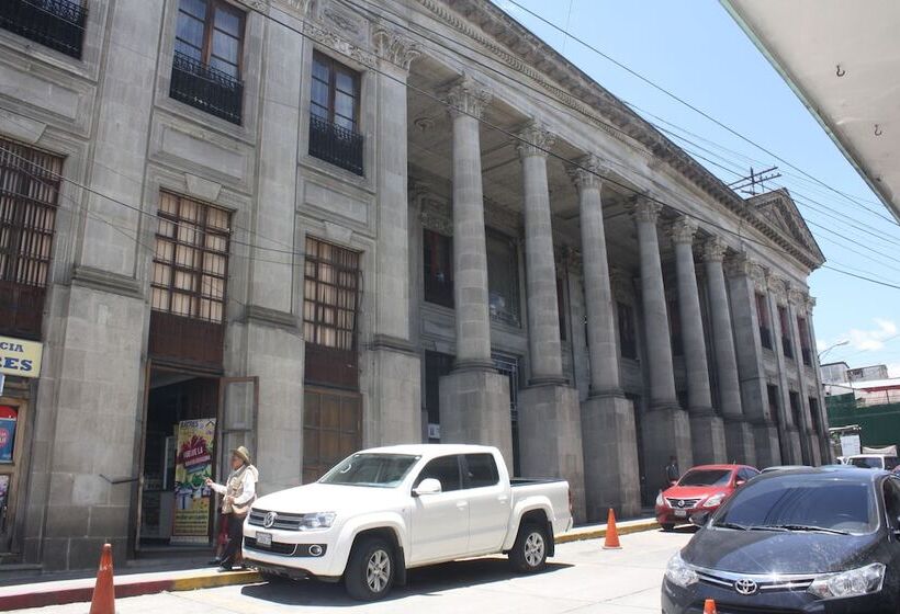 هاستل Casa Del Viajero