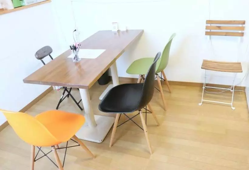 Retkeilymaja Harimayabashi Guest House