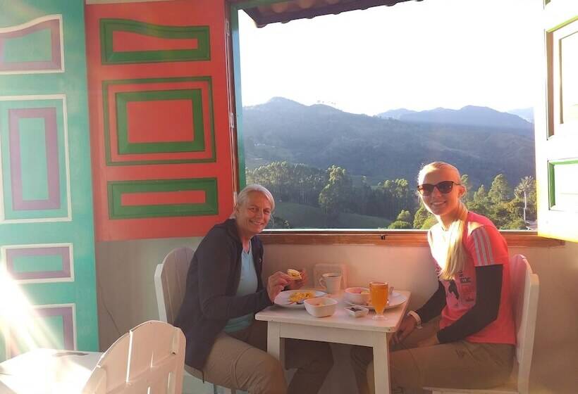 ユースホステル Hostal Balcones De Salento