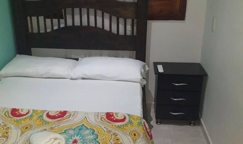 هاستل Hostal Balcones De Salento