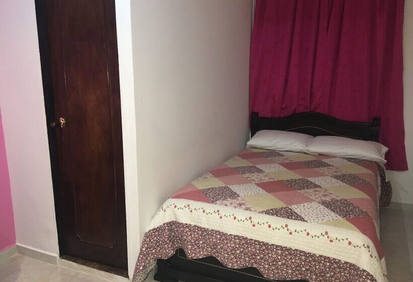 ユースホステル Hostal Balcones De Salento