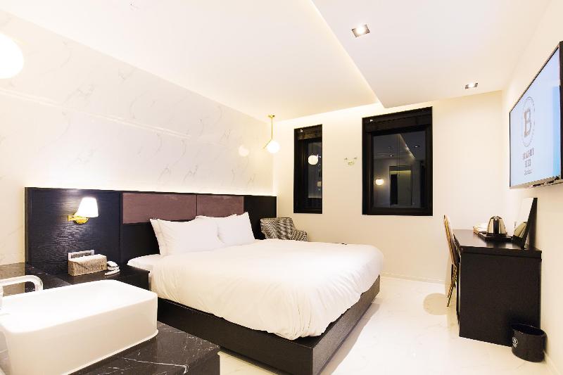 Brown Dot Hotel Busan Station